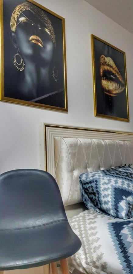 Identity By Nights & Smiles Apartment Tuzla Exterior foto