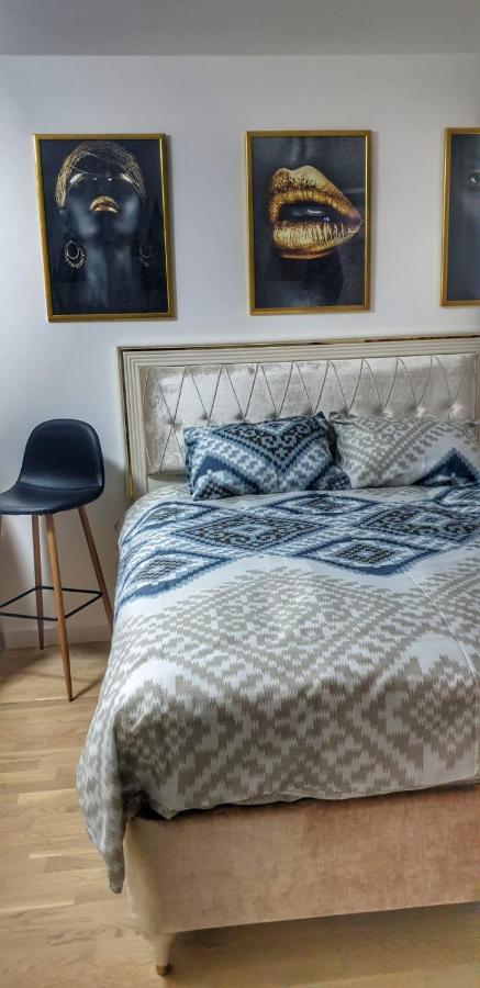 Identity By Nights & Smiles Apartment Tuzla Exterior foto