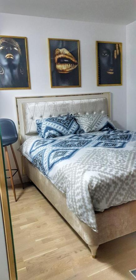 Identity By Nights & Smiles Apartment Tuzla Exterior foto