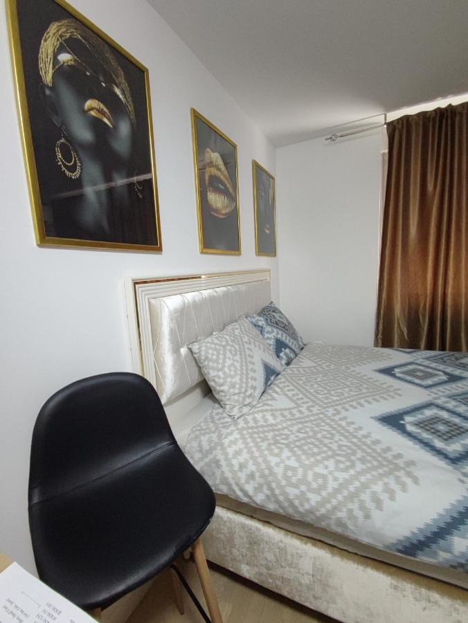Identity By Nights & Smiles Apartment Tuzla Exterior foto