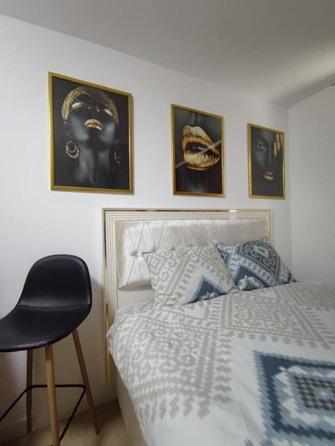 Identity By Nights & Smiles Apartment Tuzla Exterior foto